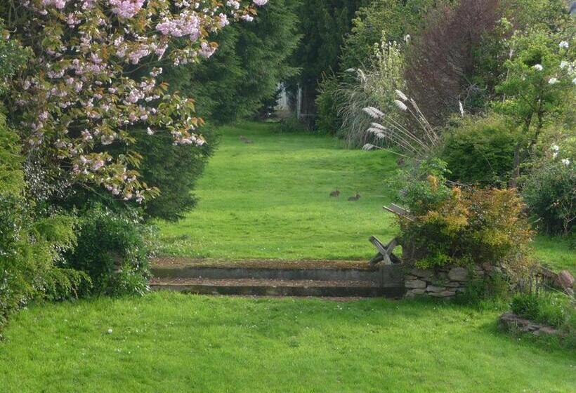 펜션 The Station Guest House