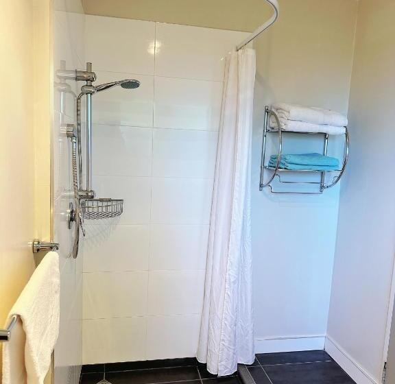 Red Rock Thermal Motel Mineral Pool