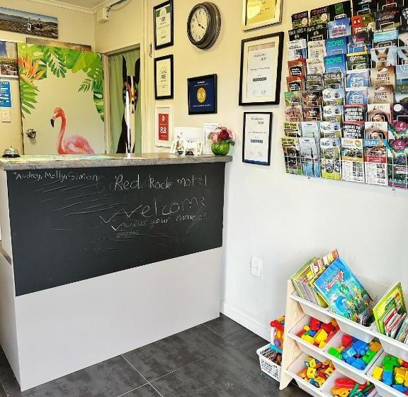 Red Rock Thermal Motel Mineral Pool