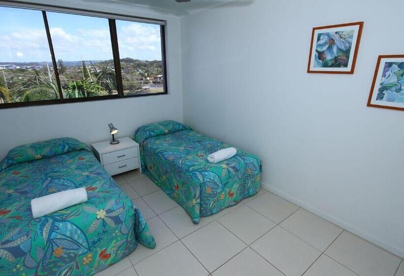 Sentosa At Tugun Beachfront Holiday Home