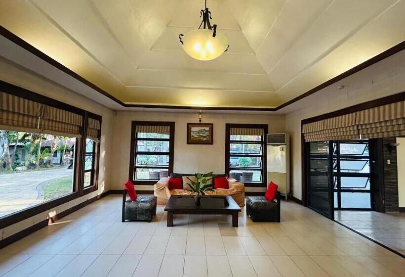 Sheridan Boutique Resort Iloilo