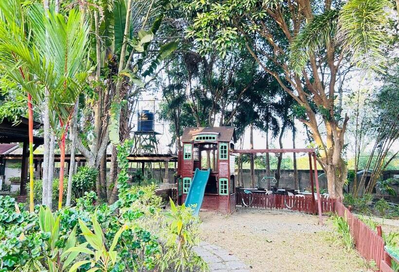 Sheridan Boutique Resort Iloilo