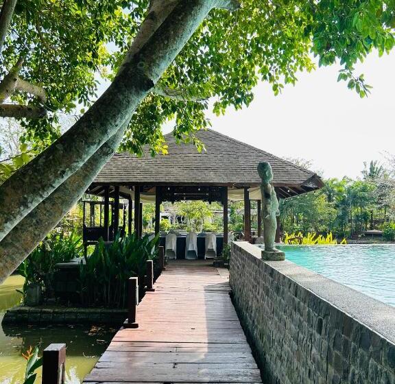 Sheridan Boutique Resort Iloilo