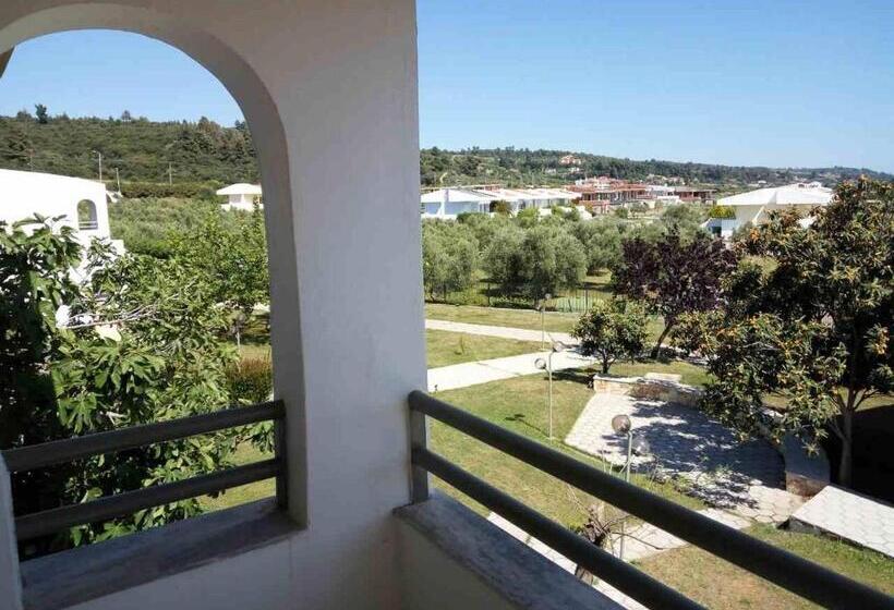 Skion Palace Beach Hotel   Bungalows Boutique