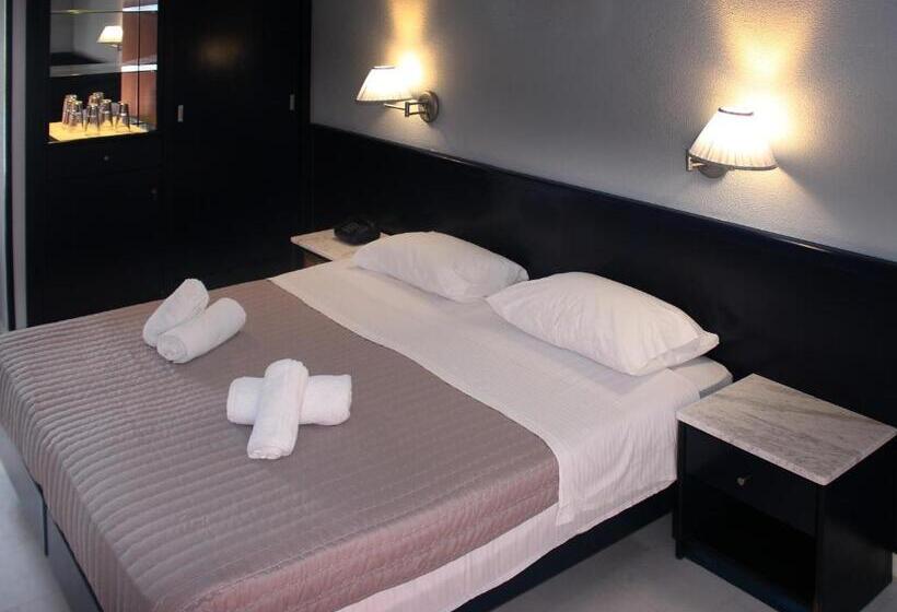 Skion Palace Beach Hotel   Bungalows Boutique