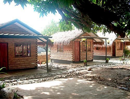 Subli Guest Cabins