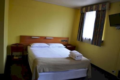 בית מלון כפרי Welcome Stranger