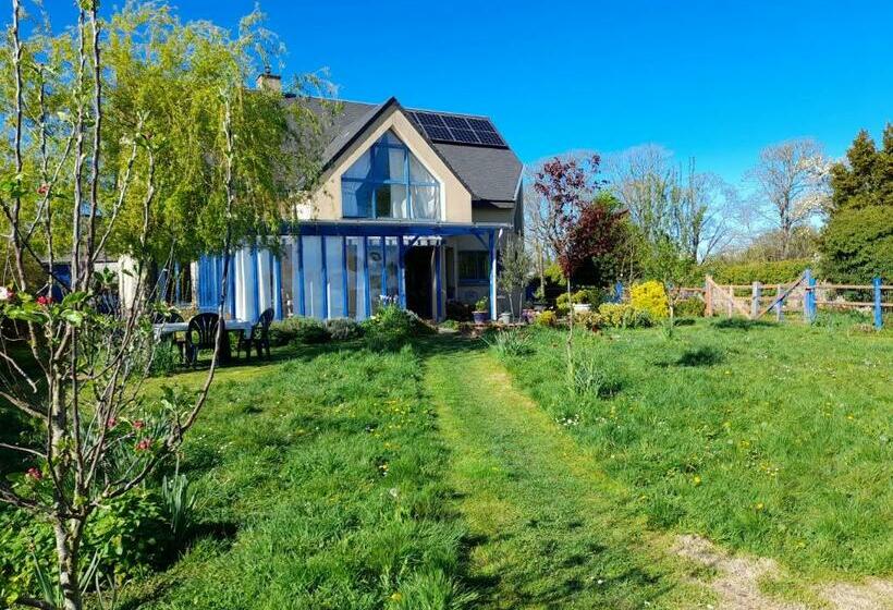 مبيت وإفطار Le Chant Des Oiseaux