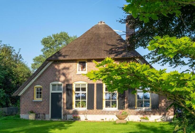 ベッドアンドブレックファースト Rumah Indo Garden