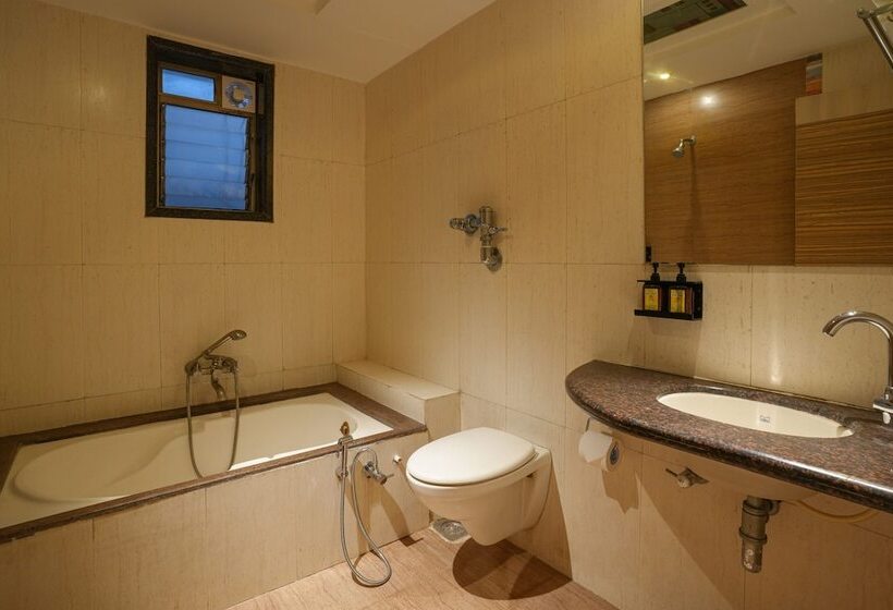 Fabhotel Prime Rester Select