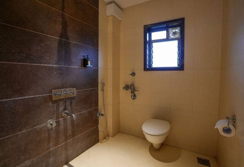 Fabhotel Prime Rester Select