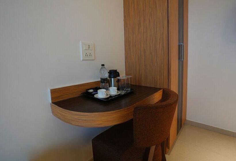 Fabhotel Prime Rester Select