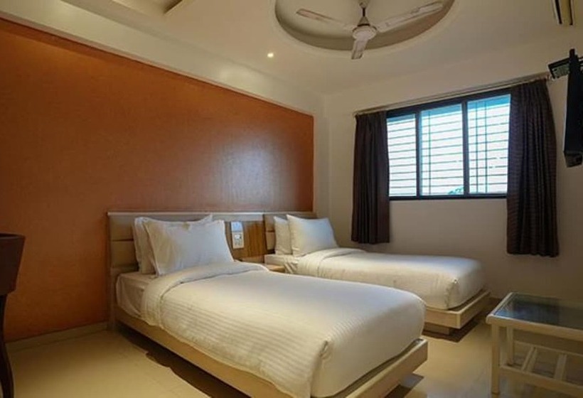 Fabhotel Prime Rester Select