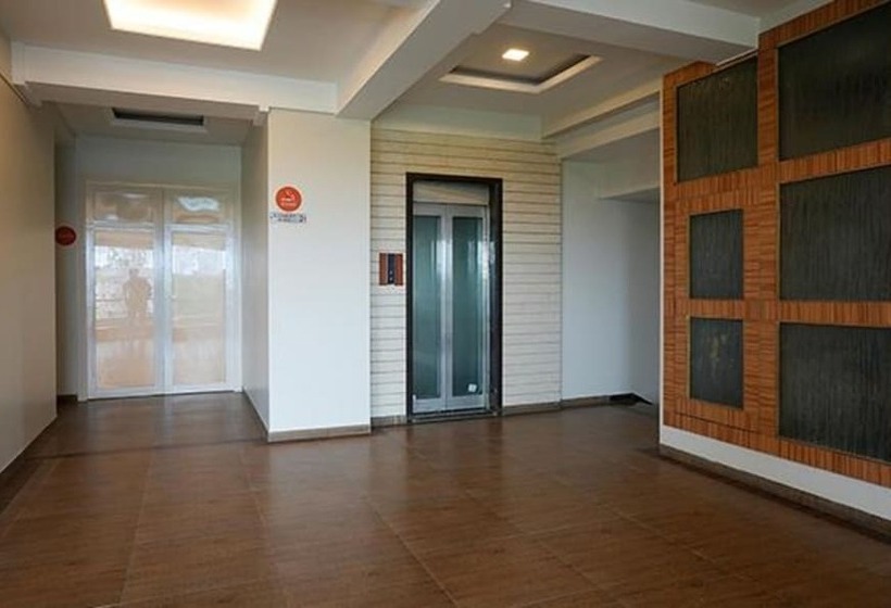 Fabhotel Prime Rester Select