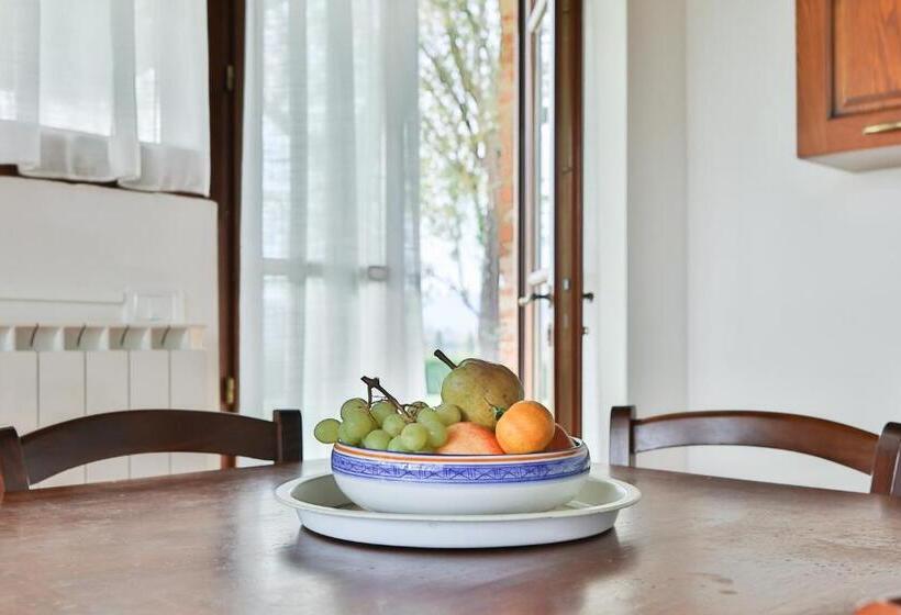 فندق Antico Borgo La Torre Agriturismo