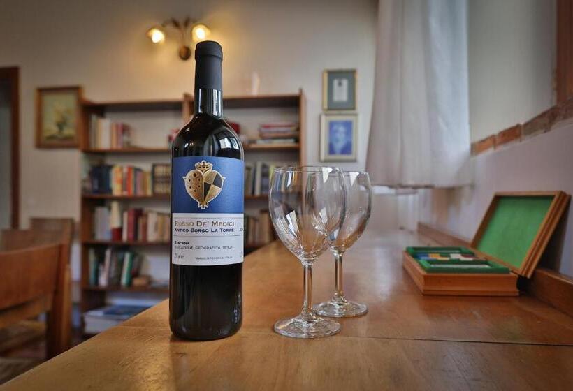 فندق Antico Borgo La Torre Agriturismo