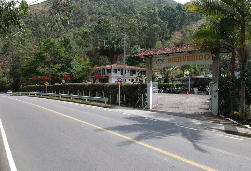 فندق Centro Vacacional Paraiso Termal
