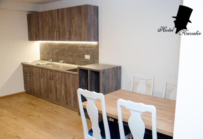 هتل Kavalir