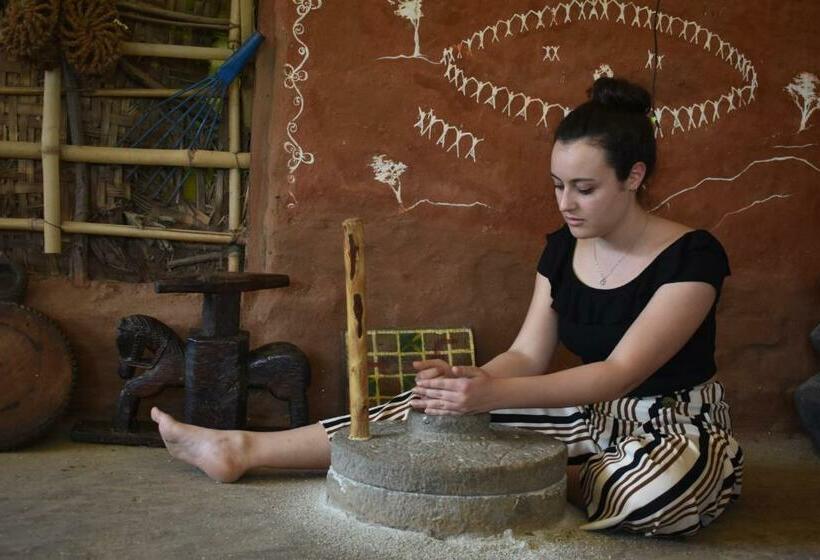 فندق Parashar Agri & Culture Tourism