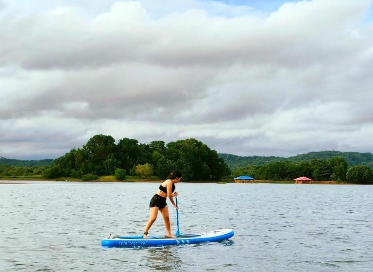 Kaliraya Surf Kamp By Eco Hotel Laguna