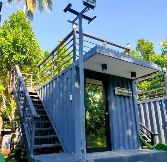 Kaliraya Surf Kamp By Eco Hotel Laguna