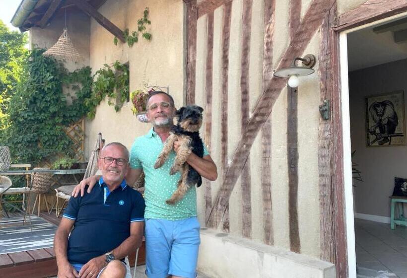 ペンション Au Charme D Ici