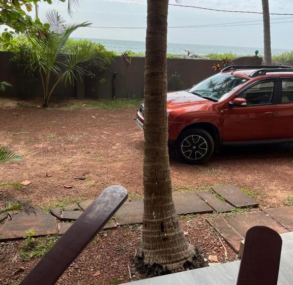 膳宿费 Kizhunna Rock Beach House