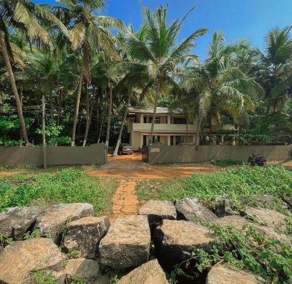 膳宿费 Kizhunna Rock Beach House