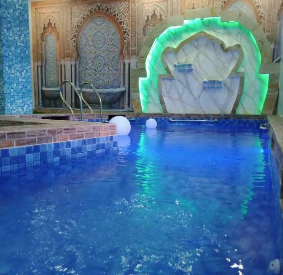 ペンション Villa Zamrud Avane