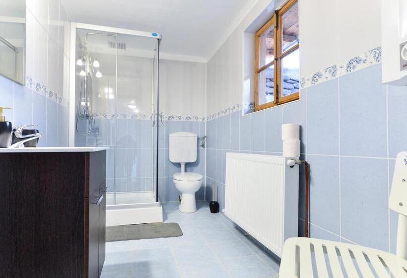 호스텔 Casa Trappold