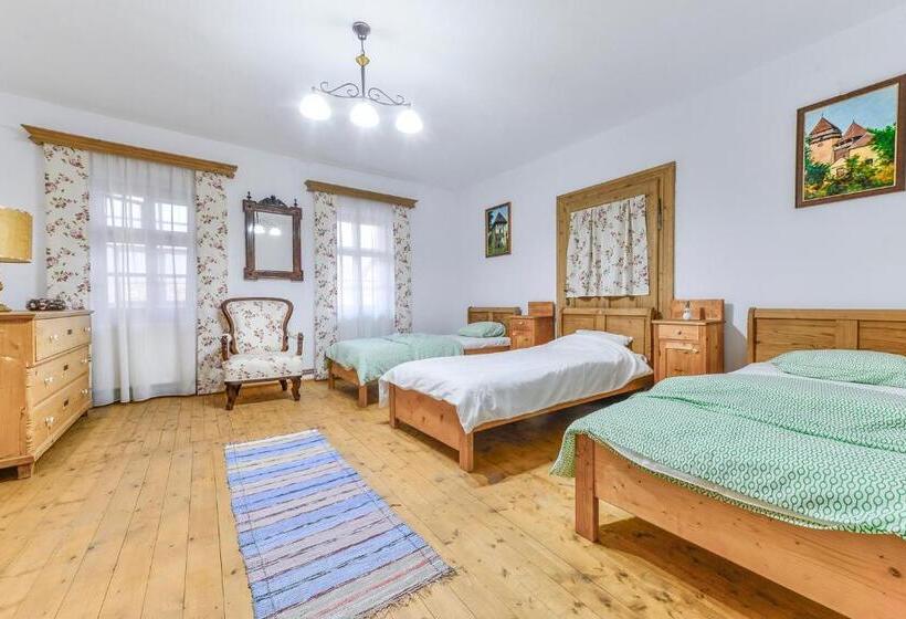 호스텔 Casa Trappold