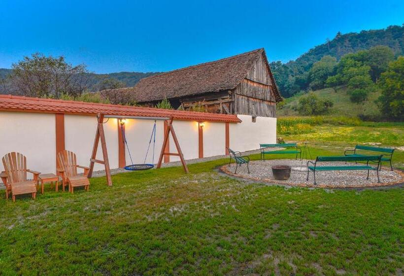 호스텔 Casa Trappold