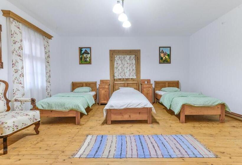 호스텔 Casa Trappold