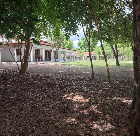 ユースホステル Pousada Lagoa Do Barreiro Azul