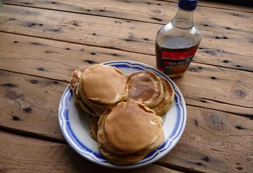 ベッドアンドブレックファースト Bretagne Chambre D Hôtes Suite 53m2 Et Caravane Vintage Avec Cuisine Et Salle De Bains Privées Britt