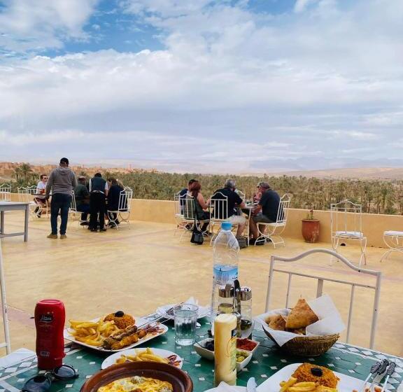 تختخواب و صبحانه Auberge Kasbah Ennakhile
