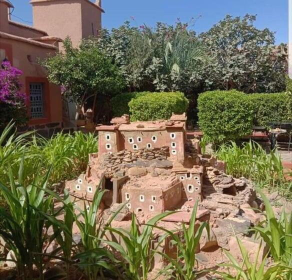 تختخواب و صبحانه Auberge Kasbah Ennakhile