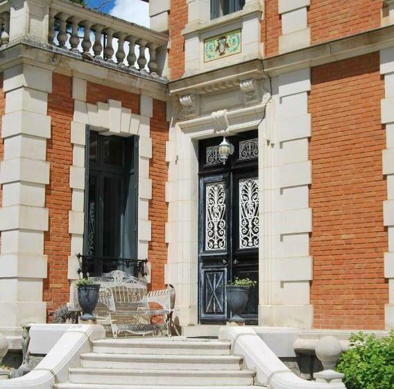 Bed and Breakfast Chateau Sourliavoux, Appartement En Chambres D Hôtes