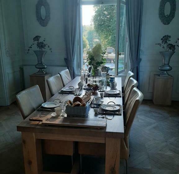 Bed and Breakfast Chateau Sourliavoux, Appartement En Chambres D Hôtes