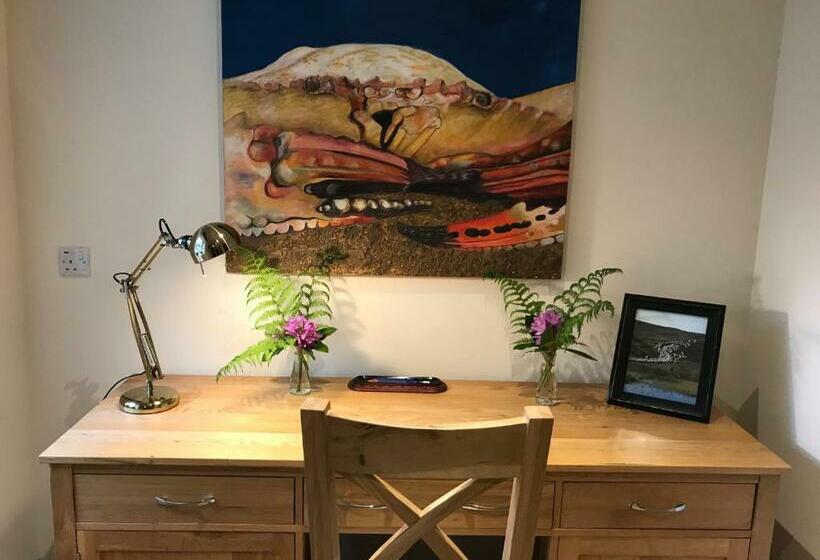 مبيت وإفطار Ederline Farm Guest House