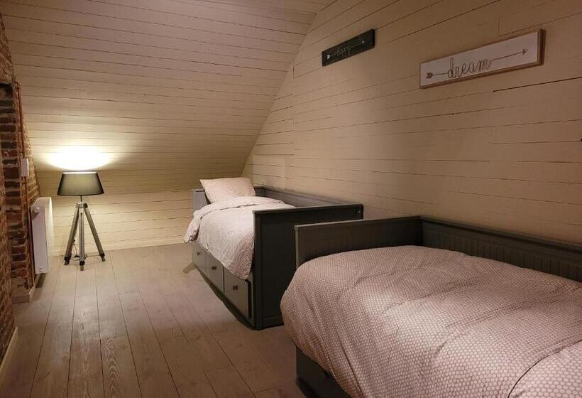 تختخواب و صبحانه La Cense Du Noir Jambon