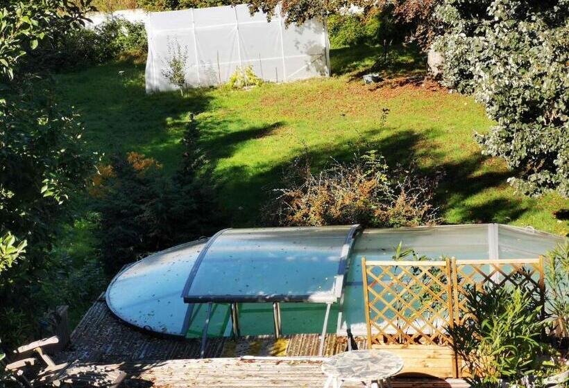 Bed and Breakfast Le Clos De La Borde, Chambre Bleue