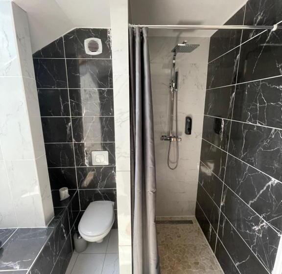 민박 Le Lodge Du Pichat