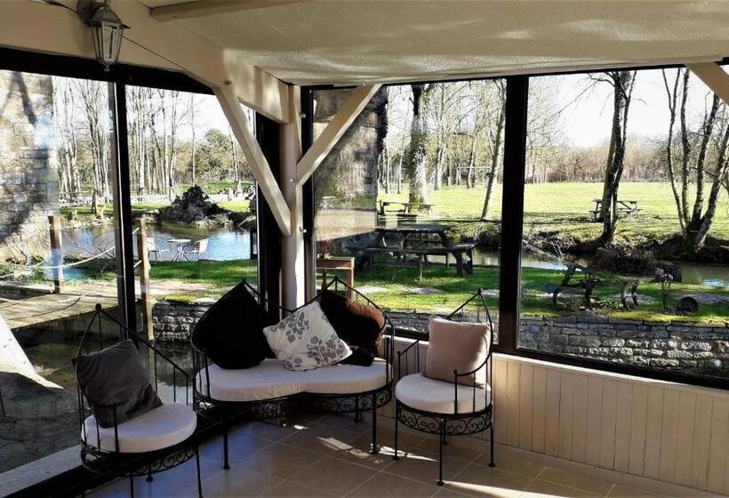 住宿加早餐  Le Petit Moulin Tournesol Bnb