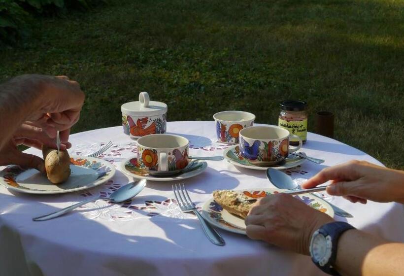 민박 The Little Paradise Naturist Only!