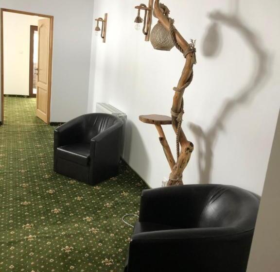 Domeniul Valea Lupilor Pensiunea Valea Cu Struti