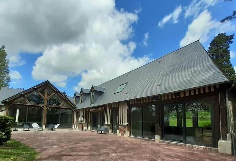 ホテル Château De La Bribourdière