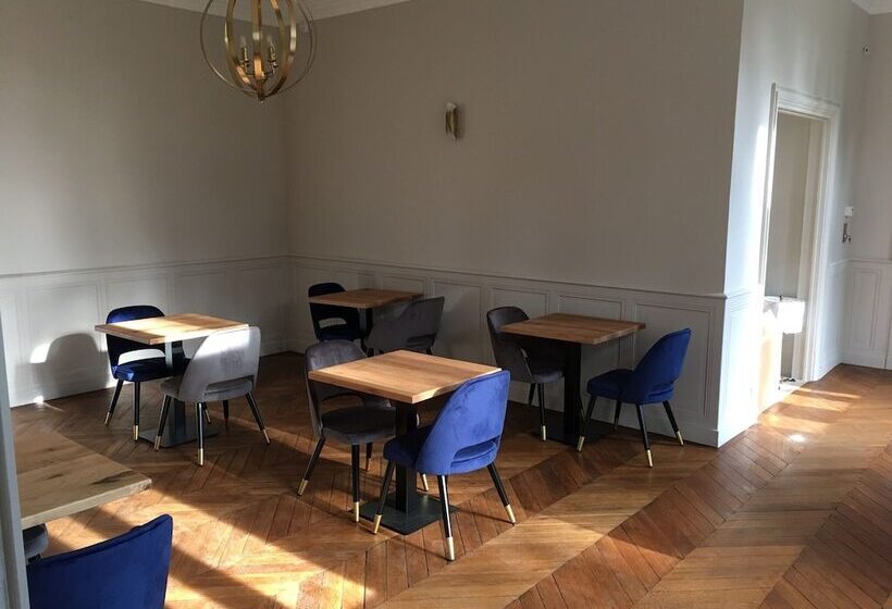 ホテル Château De La Bribourdière