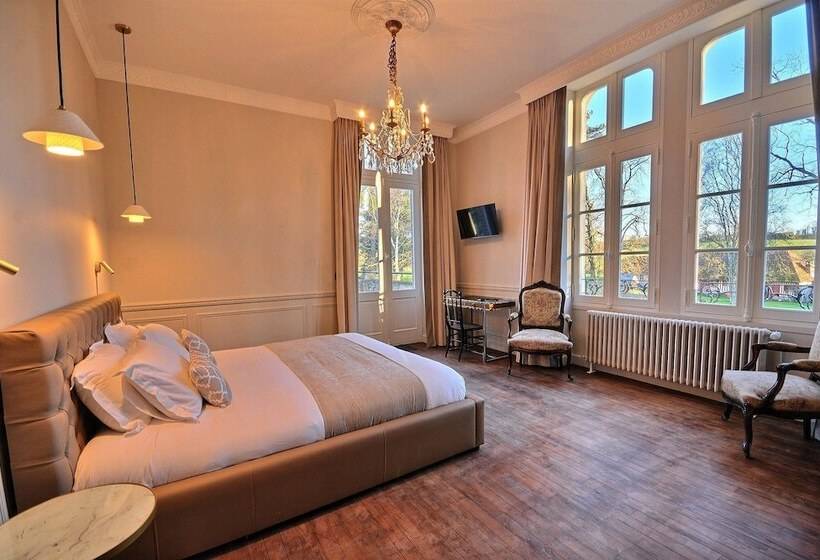 ホテル Château De La Bribourdière