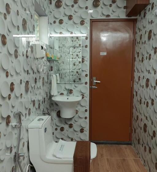 Отель Delano Residency